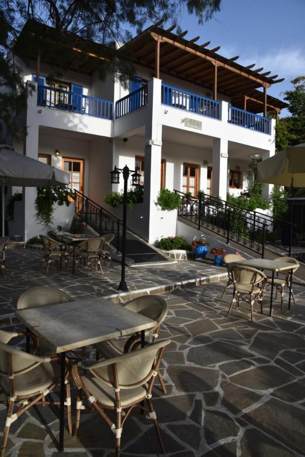 Cavo D'Oro Hotel Mpatsi Eksteriør billede
