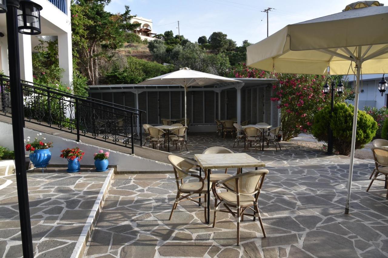 Cavo D'Oro Hotel Mpatsi Eksteriør billede
