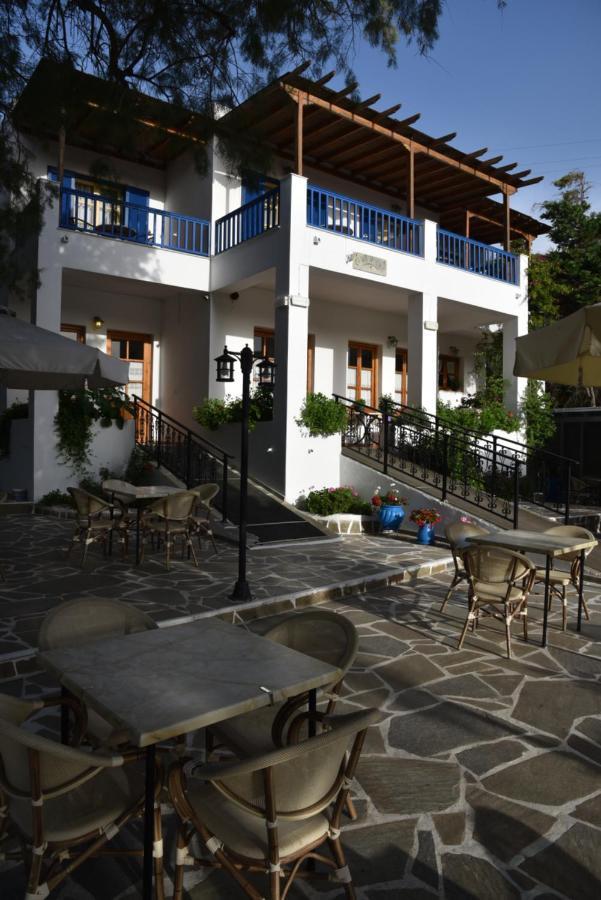 Cavo D'Oro Hotel Mpatsi Eksteriør billede